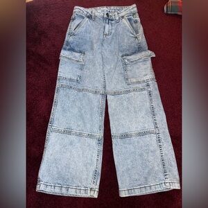 Trendy Art class wide leg cargo jeans mid rise light wash girls size 7 youth